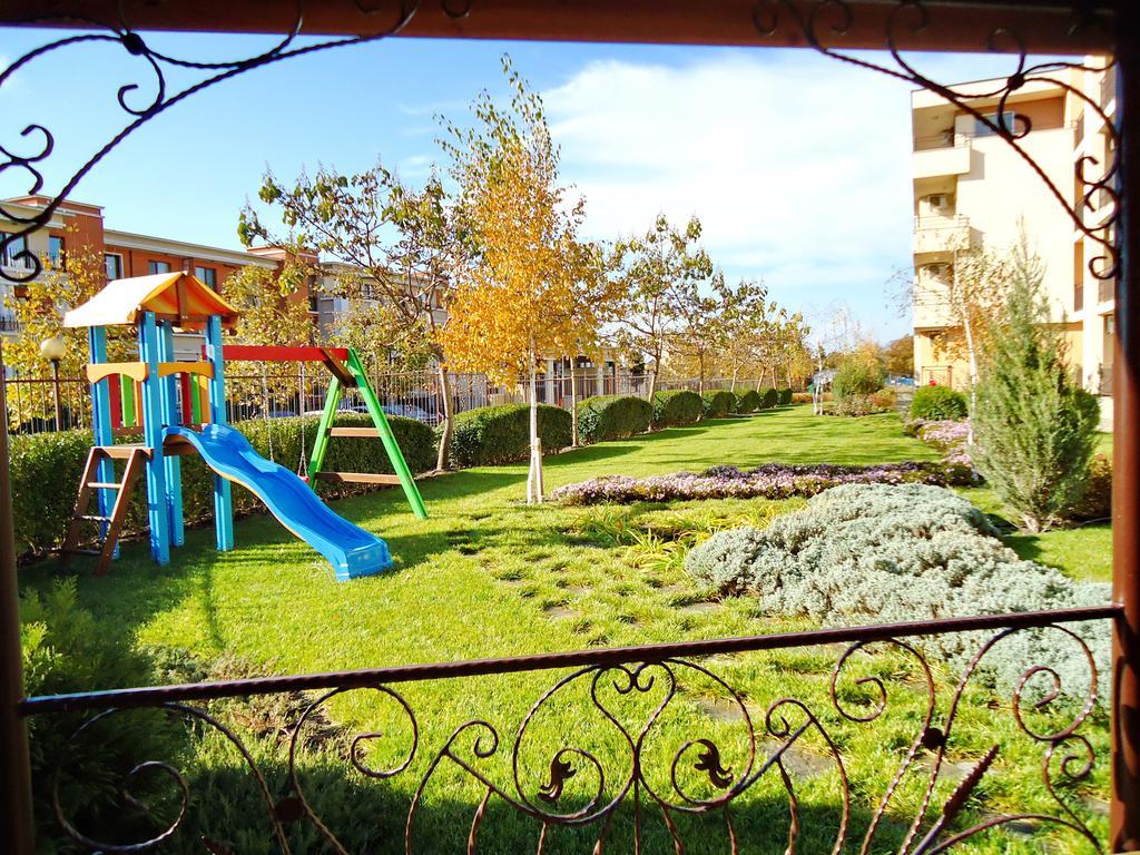 Oxygen Apartments Sveti Vlas Ngoại thất bức ảnh