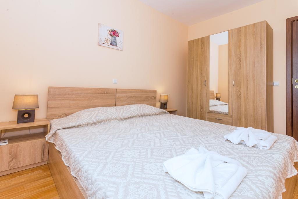 Oxygen Apartments Sveti Vlas Ngoại thất bức ảnh